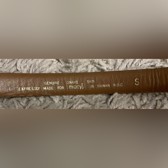 MACY’S brown tan snakeskin snake skin leather waist belt Small S - Picture 2 of 6